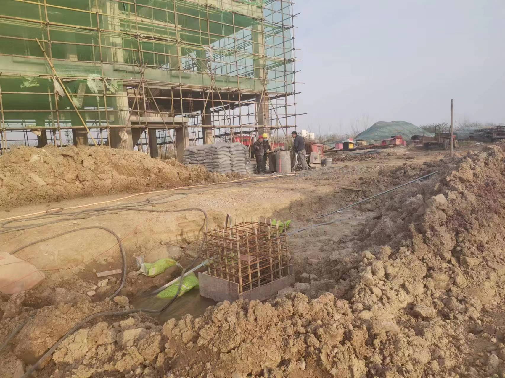 岱岳当桥梁出现裂缝的时候应该及时加固修补